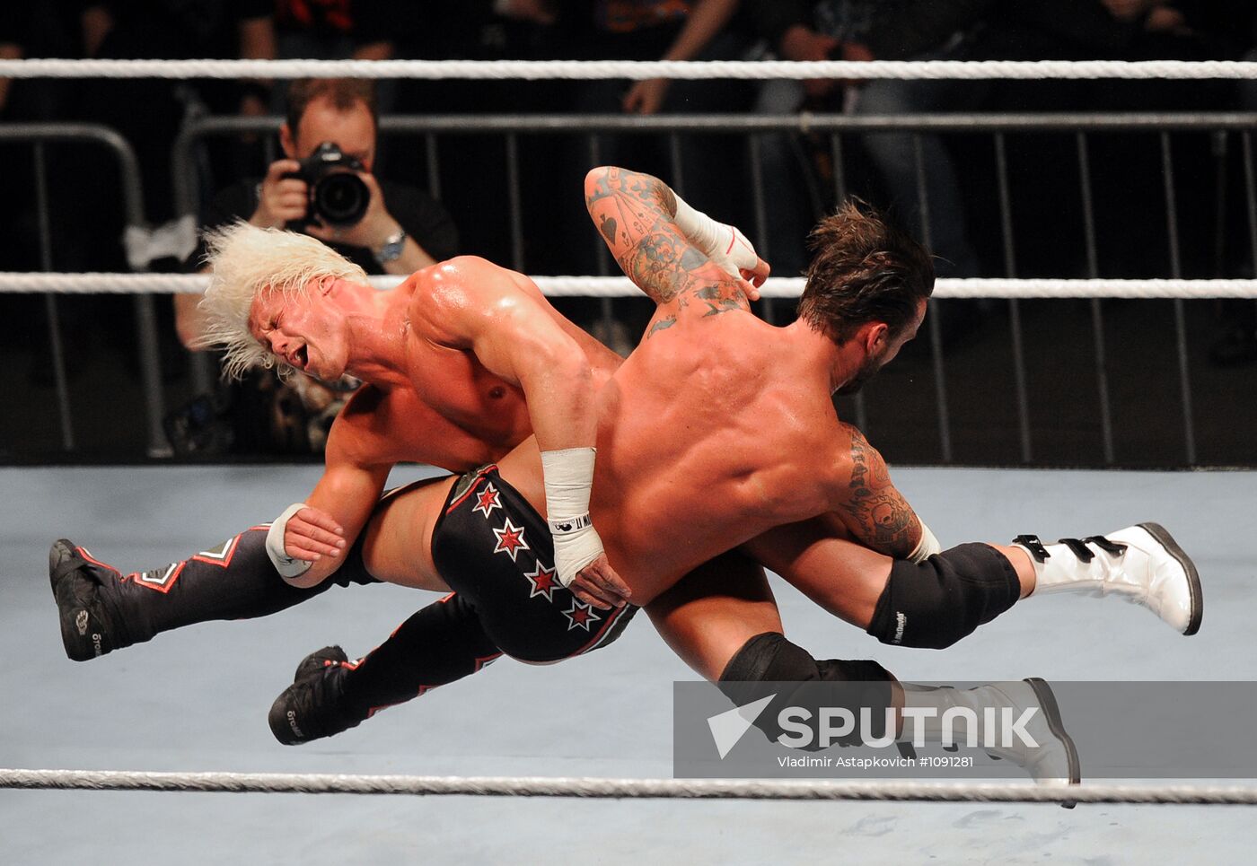 RAW World Tour professional wrestling show