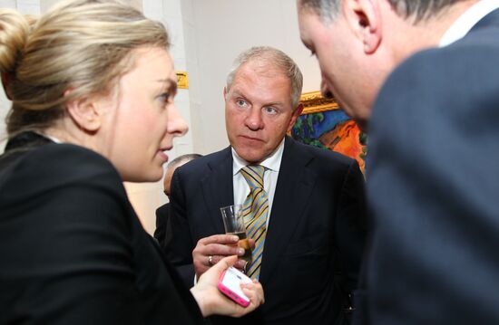 Exhibition to mark 15th anniversary of Christie’s in Russia