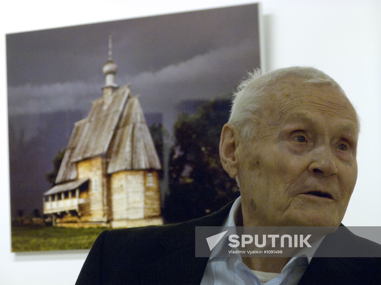 Gippenreiter's exhibition "Golden Ring. Monuments of Ancient Rus