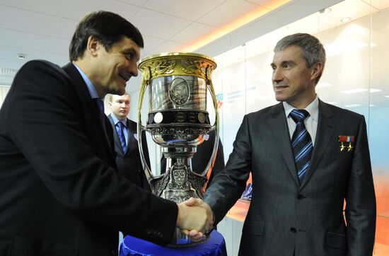 Gagarin Cup sent to Omsk
