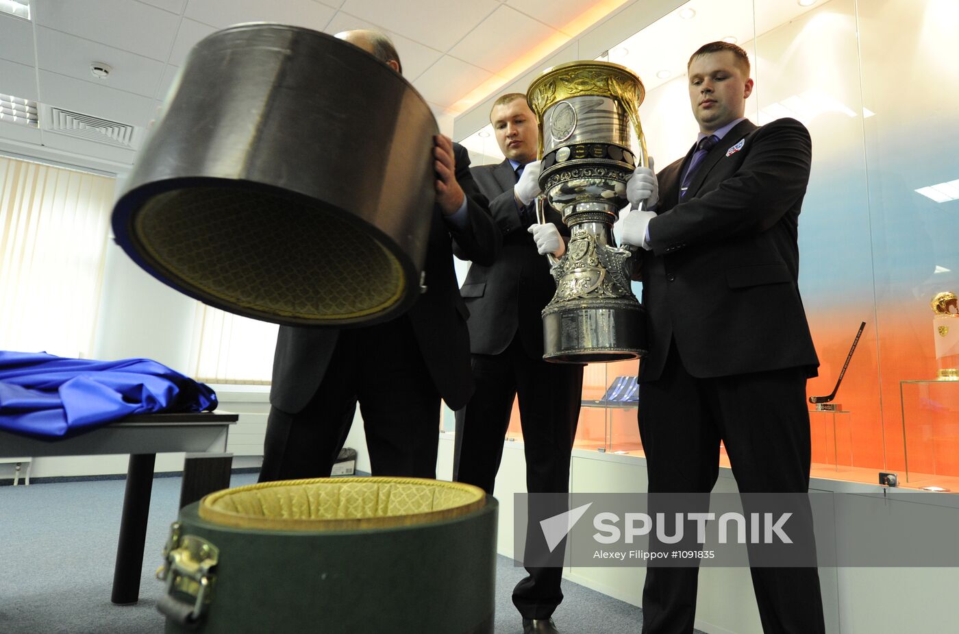 Gagarin Cup sent to Omsk