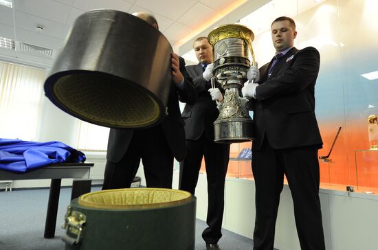 Gagarin Cup sent to Omsk