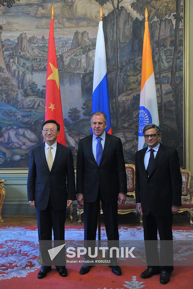 Meeting of foreign ministers of Russia, China, India