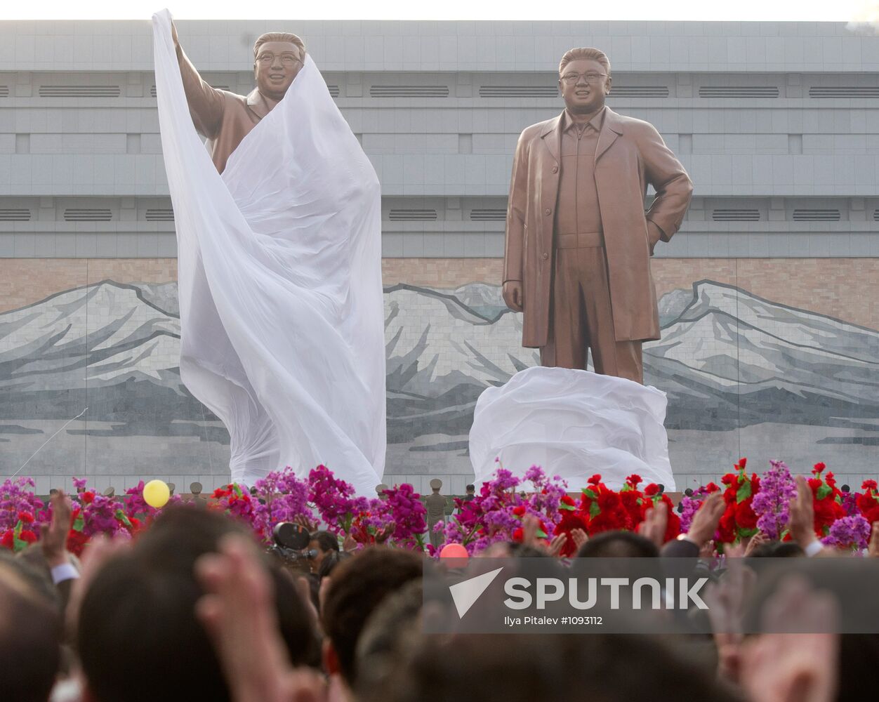 Pyongyang celebrates Kim Il-sung's 100th birthday