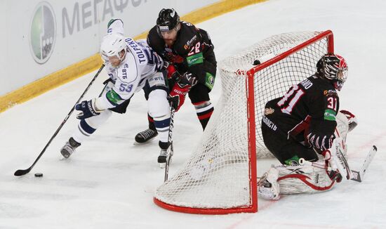 Hockey KHL. Match Avangard (Omsk Region) - Dynamo