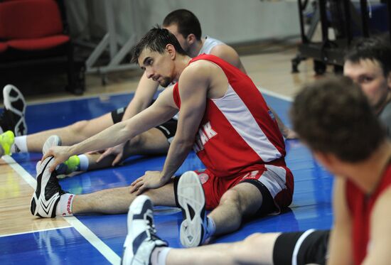 Basketball Teams prepare for "Final Four" in Khimki