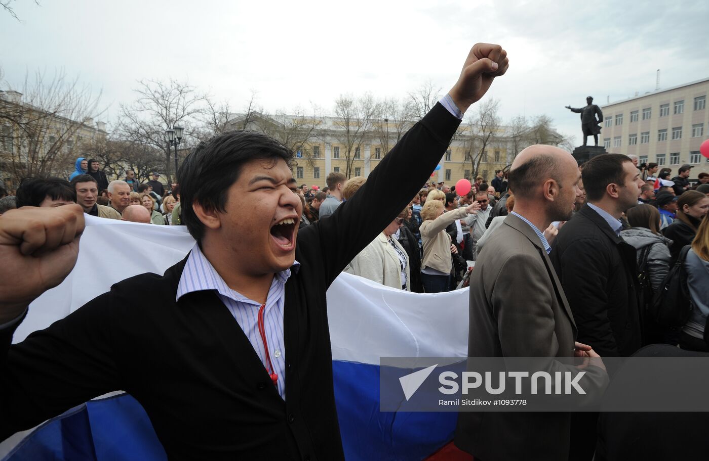 Rally in support of elected Astrakhan mayor Mikhail Stolyarov
