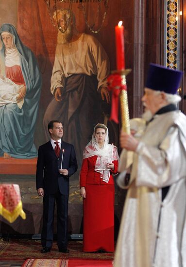 Medvedev and Putin at Christ the Savior Cathedral in Moscow