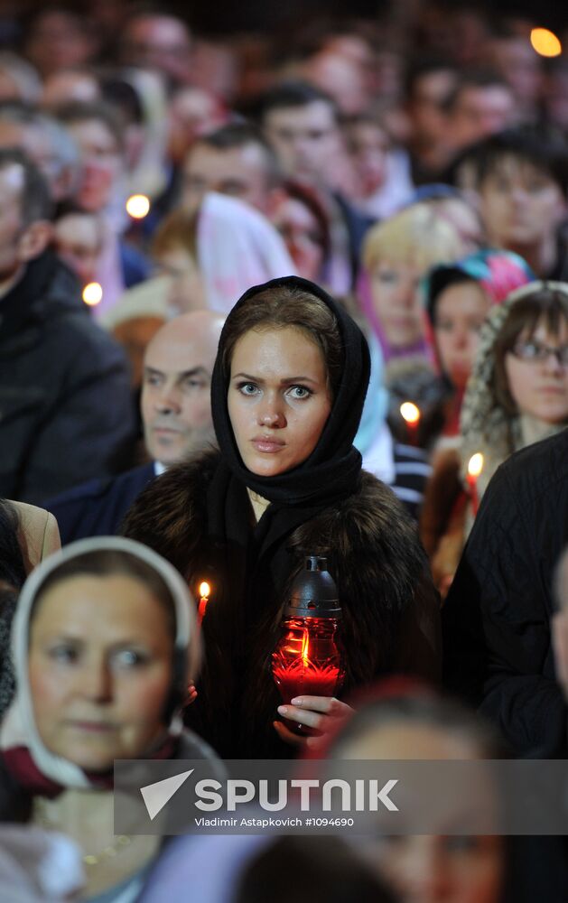 Festive Easter service held at Christ the Savior Cathedral