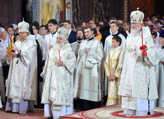 Festive Easter service held at Christ the Savior Cathedral