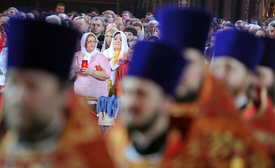 Festive Easter service held at Christ the Savior Cathedral