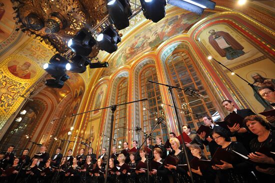 D. Medvedev and V Putin in Christ the Savior Cathedral in Moscow