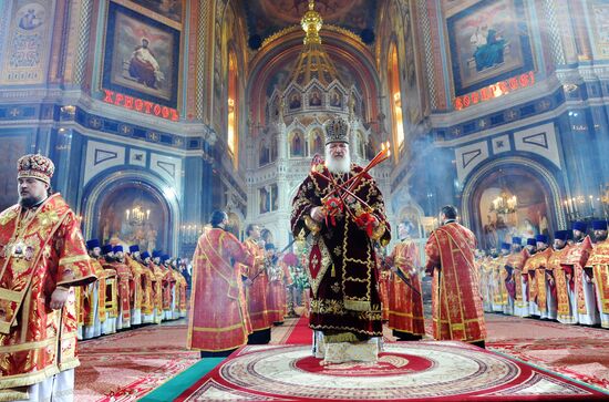 Easter service at Christ the Savior Cathedral in Moscow