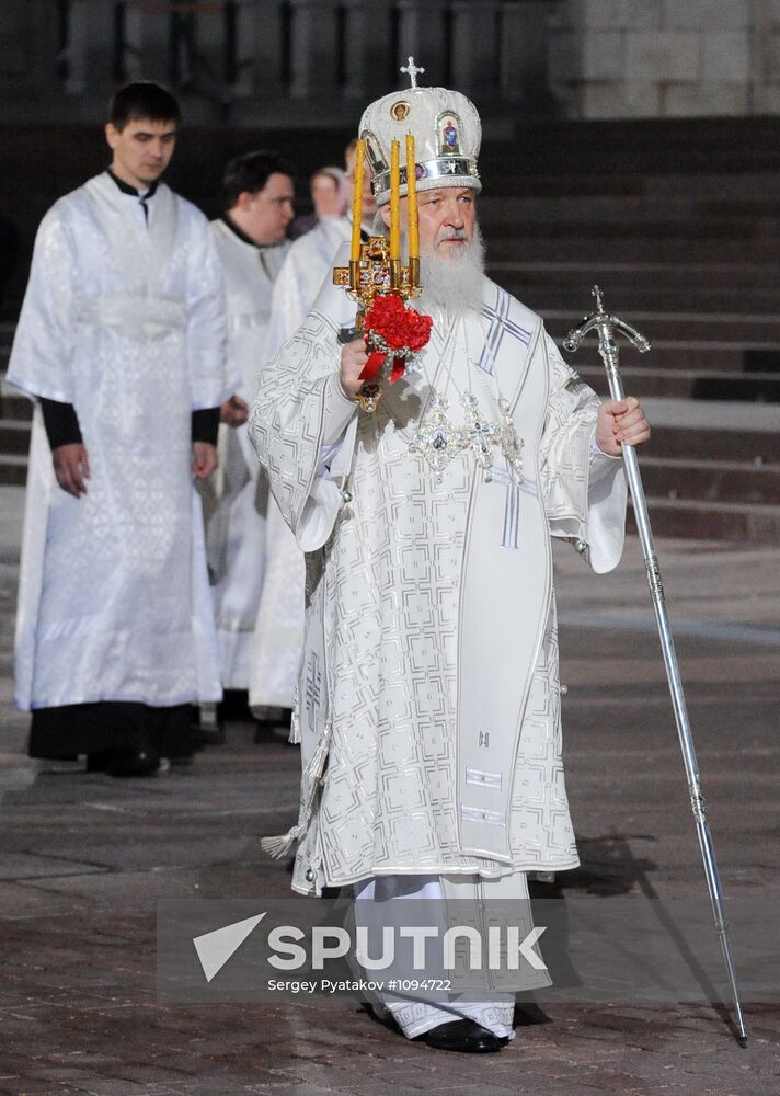 D. Medvedev and V Putin in Christ the Savior Cathedral in Moscow