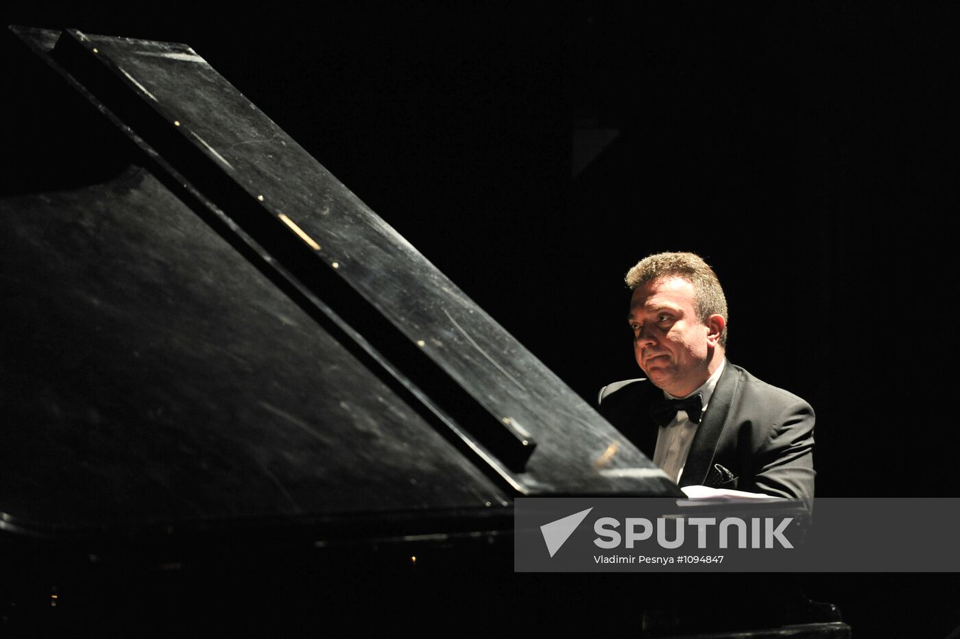 Concert presents Alexei Ivashchenko's new album