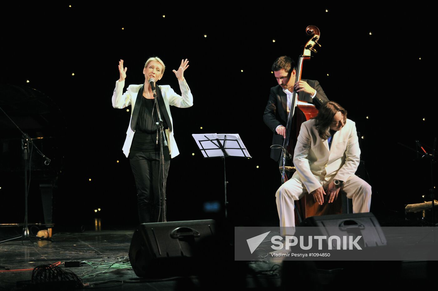 Concert presents Alexei Ivashchenko's new album