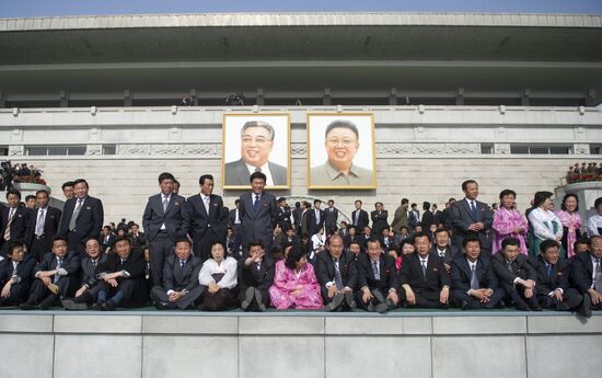 Military parade marks Kim Il-sung's 100th birthday