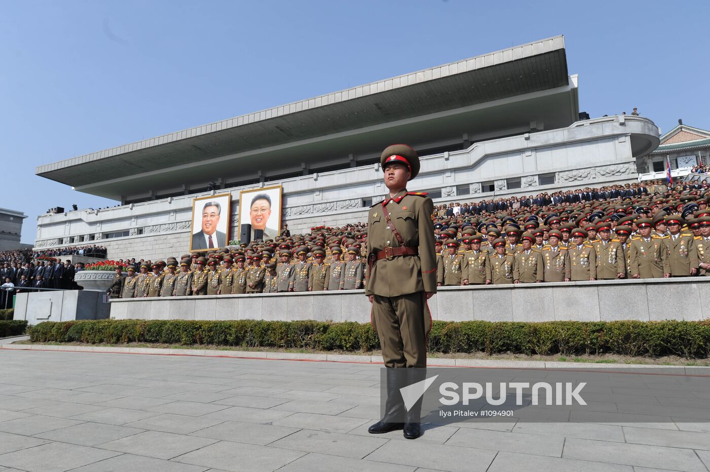 Military parade marks Kim Il-sung's 100th birthday