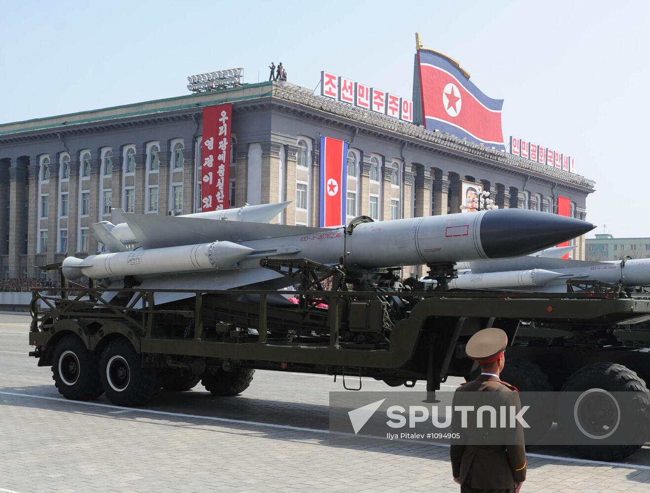 Military parade marks Kim Il-sung's 100th birthday