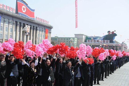 Military parade marks Kim Il-sung's 100th birthday