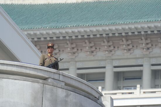 Military parade marks Kim Il-sung's 100th birthday