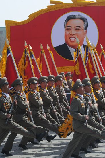 Military parade marks Kim Il-sung's 100th birthday