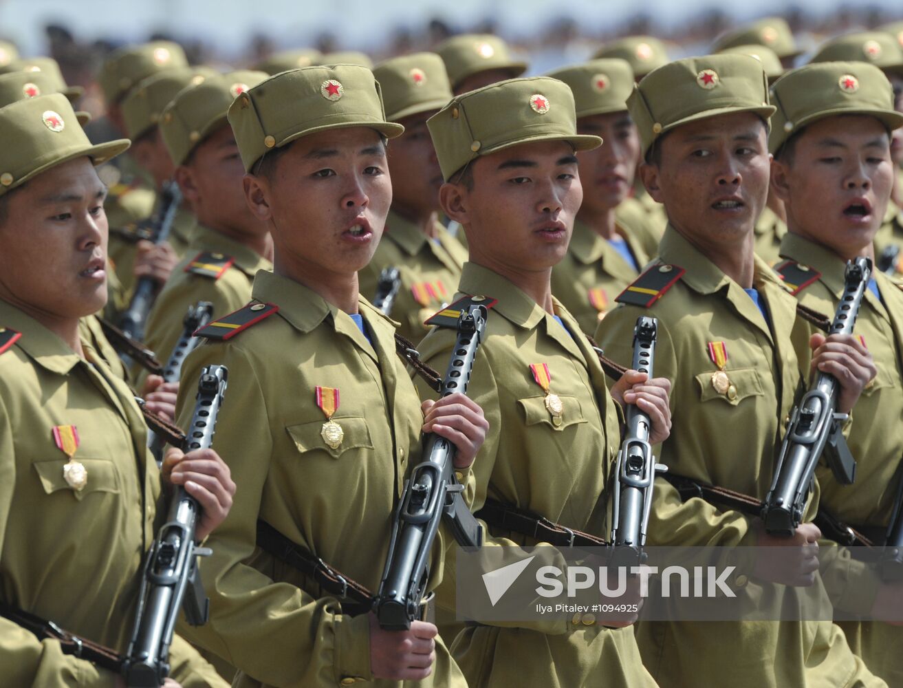 Military parade marks Kim Il-sung's 100th birthday