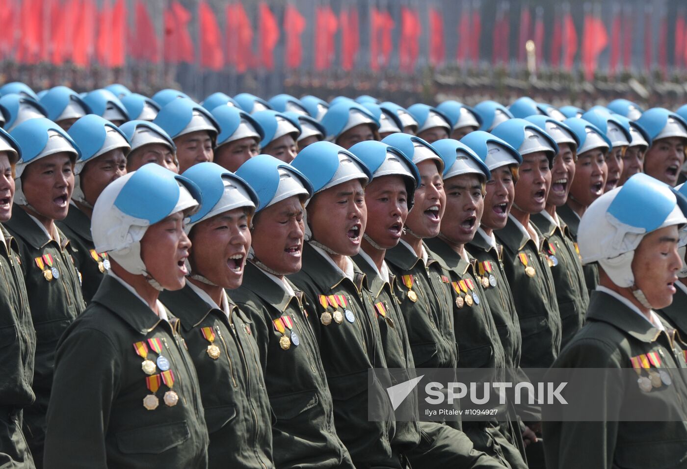 Military parade marks Kim Il-sung's 100th birthday