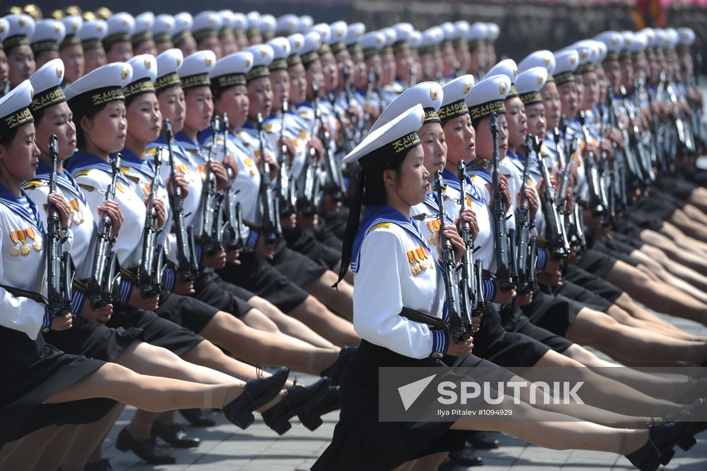 Military parade marks Kim Il-sung's 100th birthday