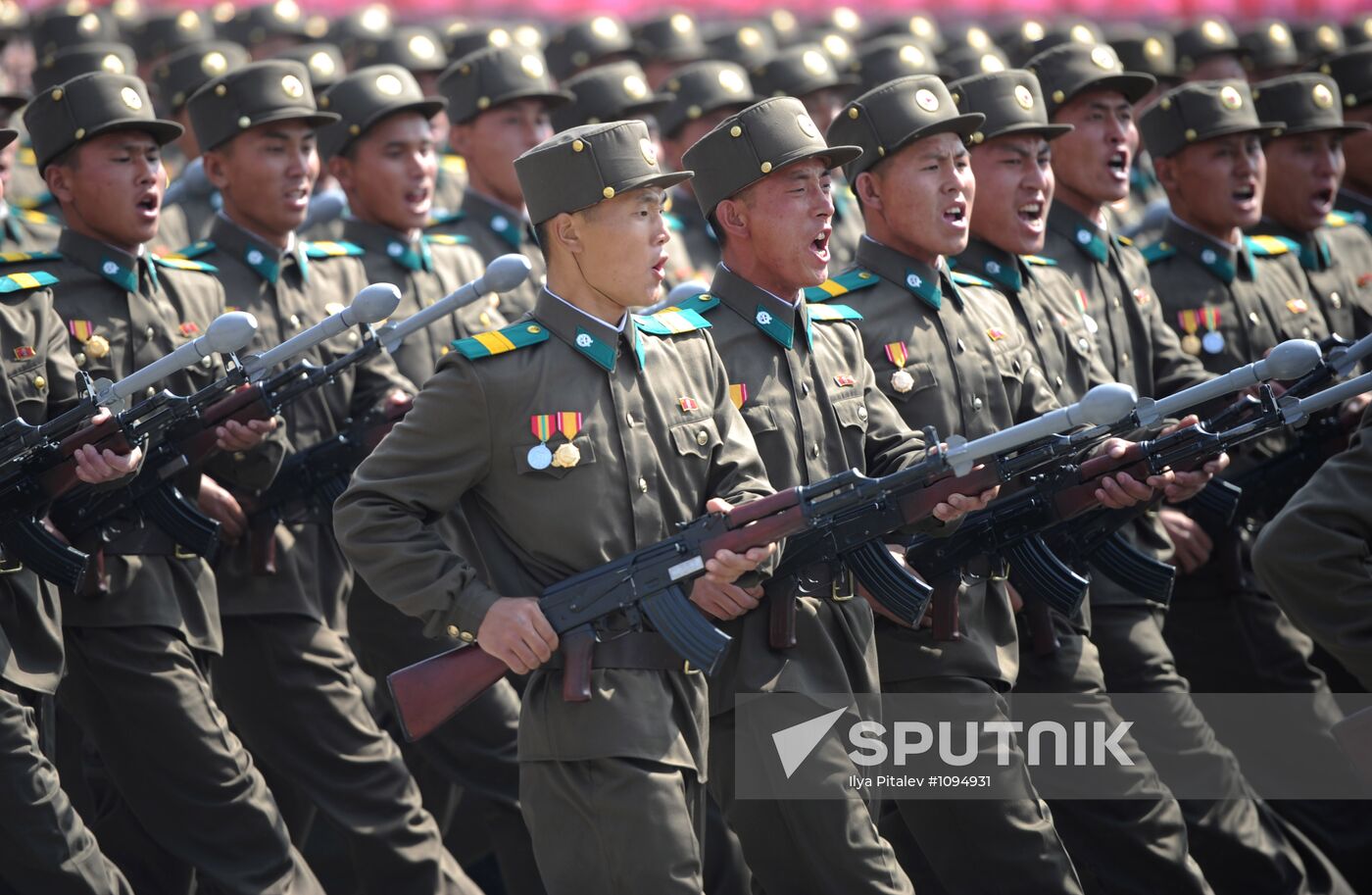 Military parade marks Kim Il-sung's 100th birthday