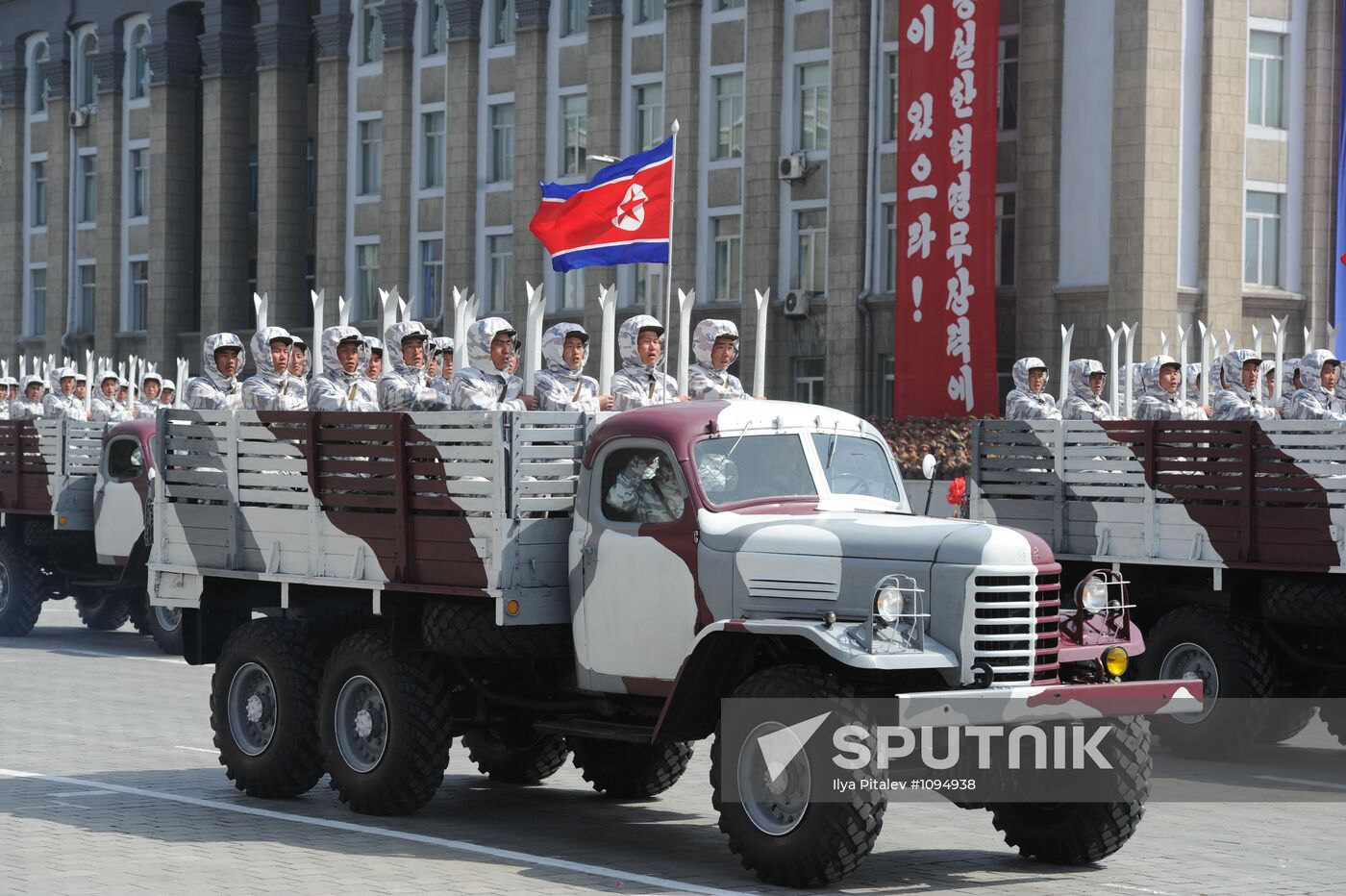 Military parade marks Kim Il-sung's 100th birthday