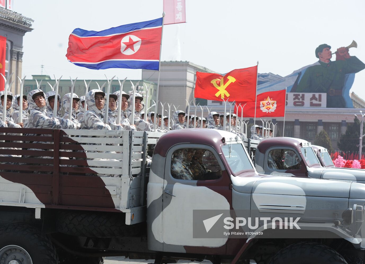 Military parade marks Kim Il-sung's 100th birthday