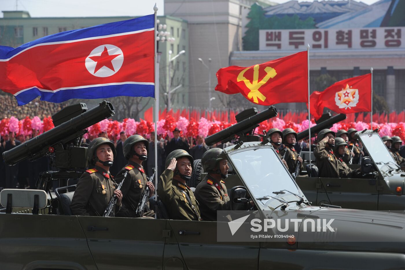 Military parade marks Kim Il-sung's 100th birthday