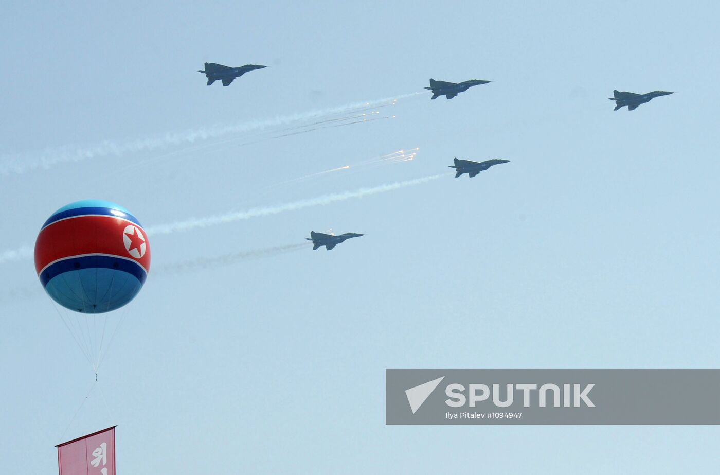 Military parade marks Kim Il-sung's 100th birthday