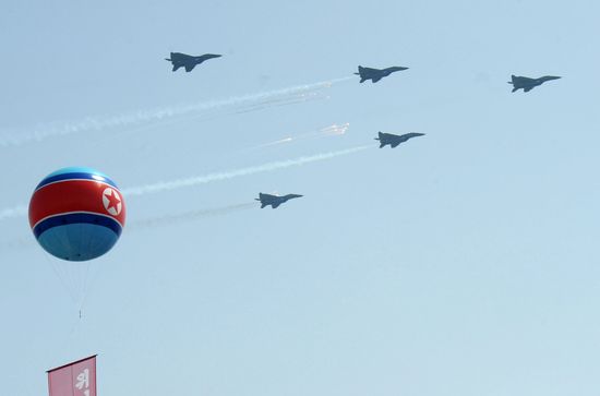 Military parade marks Kim Il-sung's 100th birthday