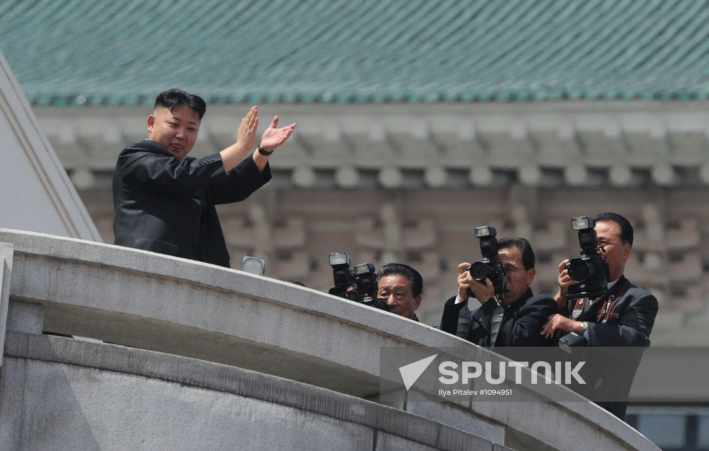 Military parade marks Kim Il-sung's 100th birthday