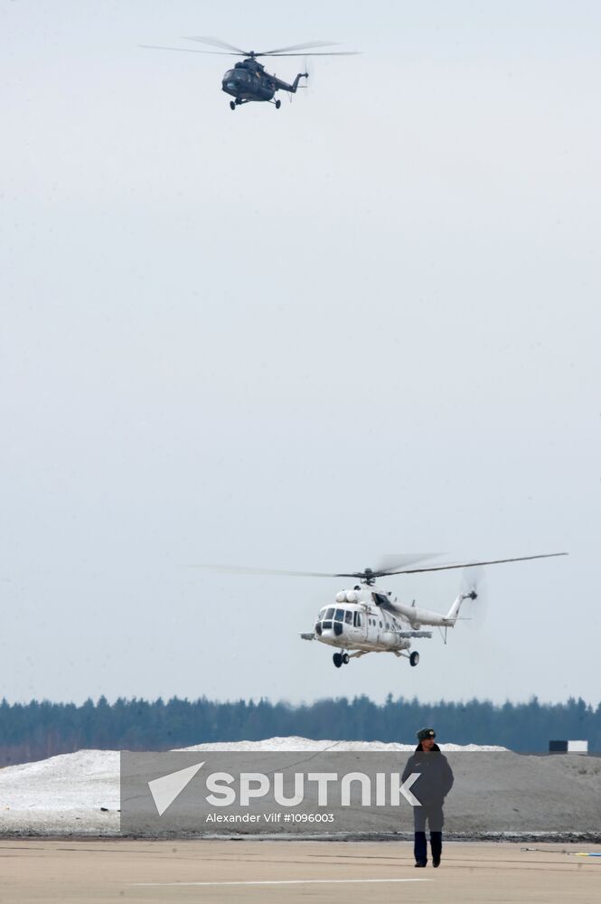 Torzhok Center helicopter pilots train for Victory Day Parade