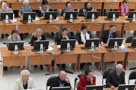 First IT-Olympiad for third age generation in Kazan