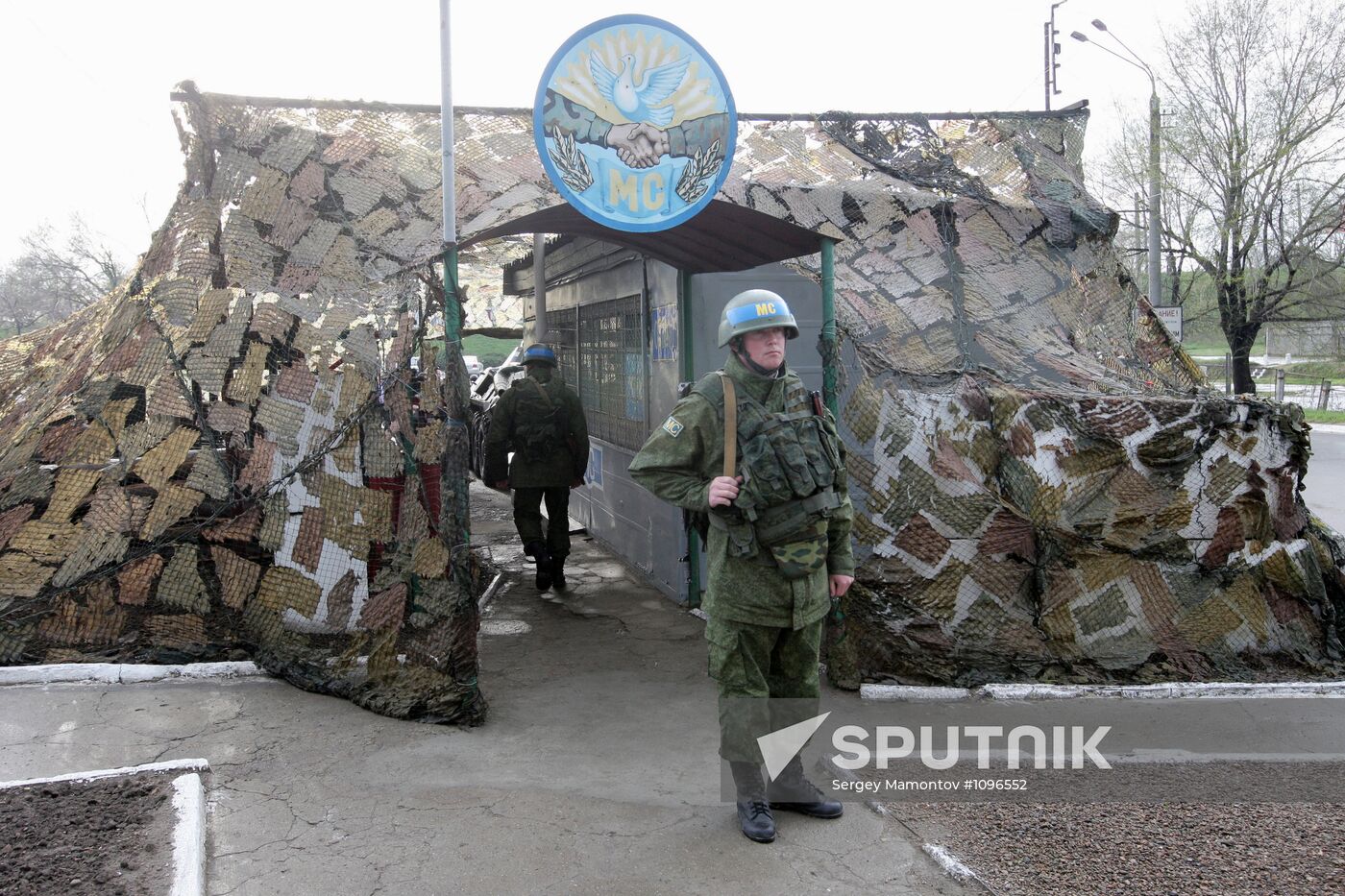 Peace-keepers' checkpoint of the town of Bendery