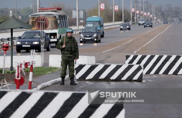Peace-keepers' checkpoint of the town of Bendery