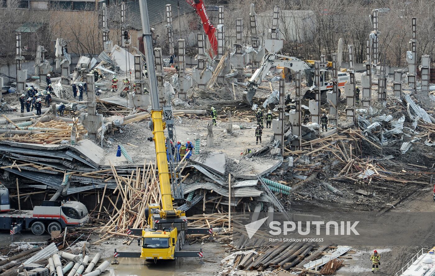 Building under construction collapses in south of Moscow
