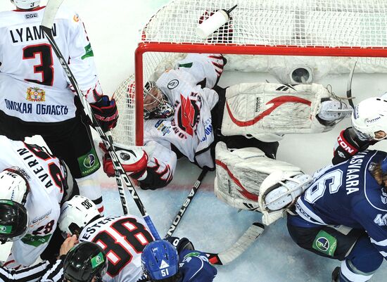Hockey KHL. Match Dynamo (Moscow) - Avangard