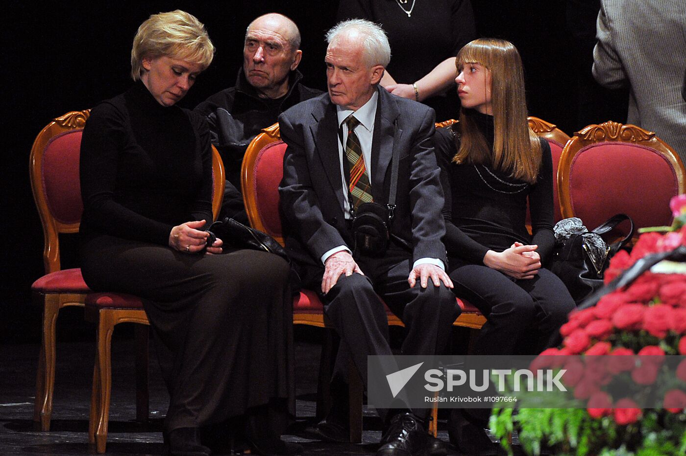Paying last respects to Alexander Porokhovshchikov