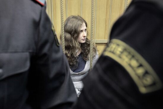 Court hearing on Pussy Riot case