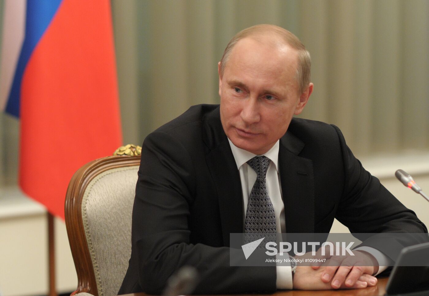 Vladimir Putin meets with members of Antarctic expedition