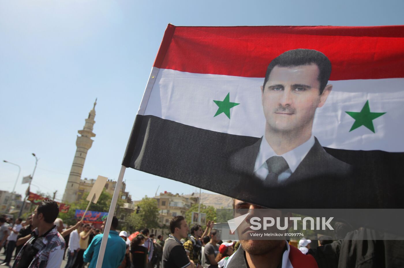 Rally to support President Bashar al-Asad in Damask