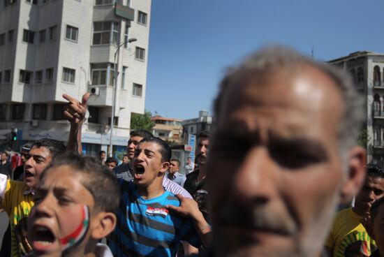 Rally to support President Bashar al-Asad in Damask