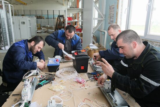 Elektropult-Grozny plant at work