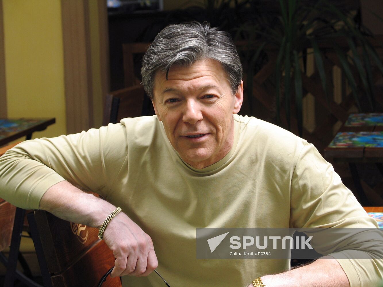 Actor Zbruyev