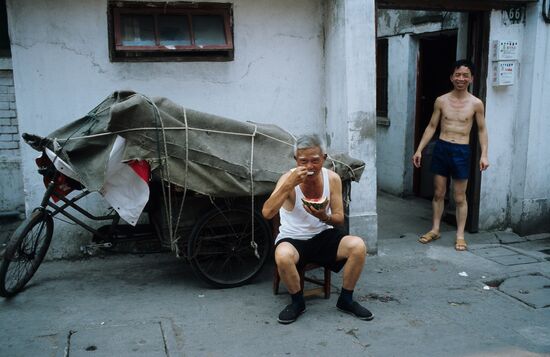 SECTION SHANGHAI